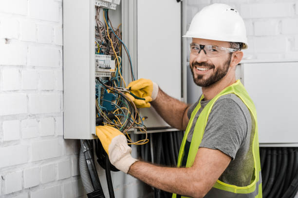 Best Local Electrician Companies  in Dakota Dunes, SD